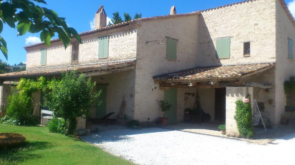 Poggio Dei Prugnoli Bed & Breakfast Tavoleto Dış mekan fotoğraf
