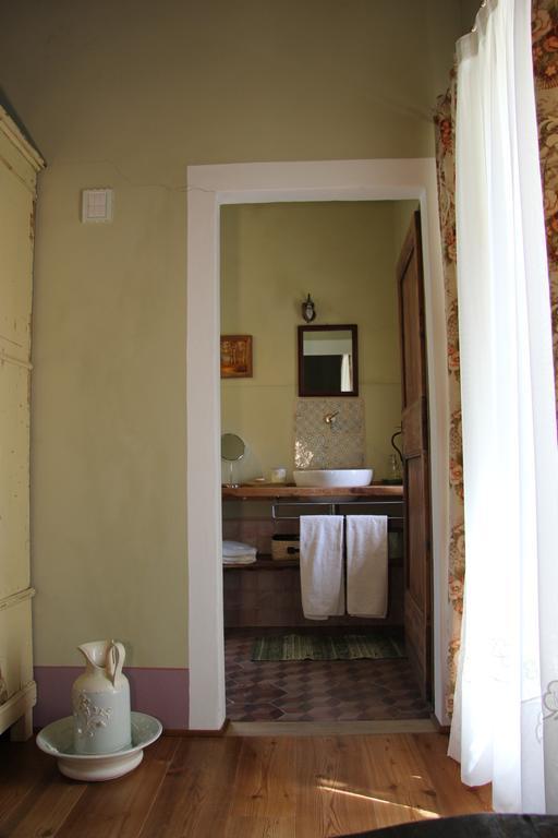 Poggio Dei Prugnoli Bed & Breakfast Tavoleto Dış mekan fotoğraf